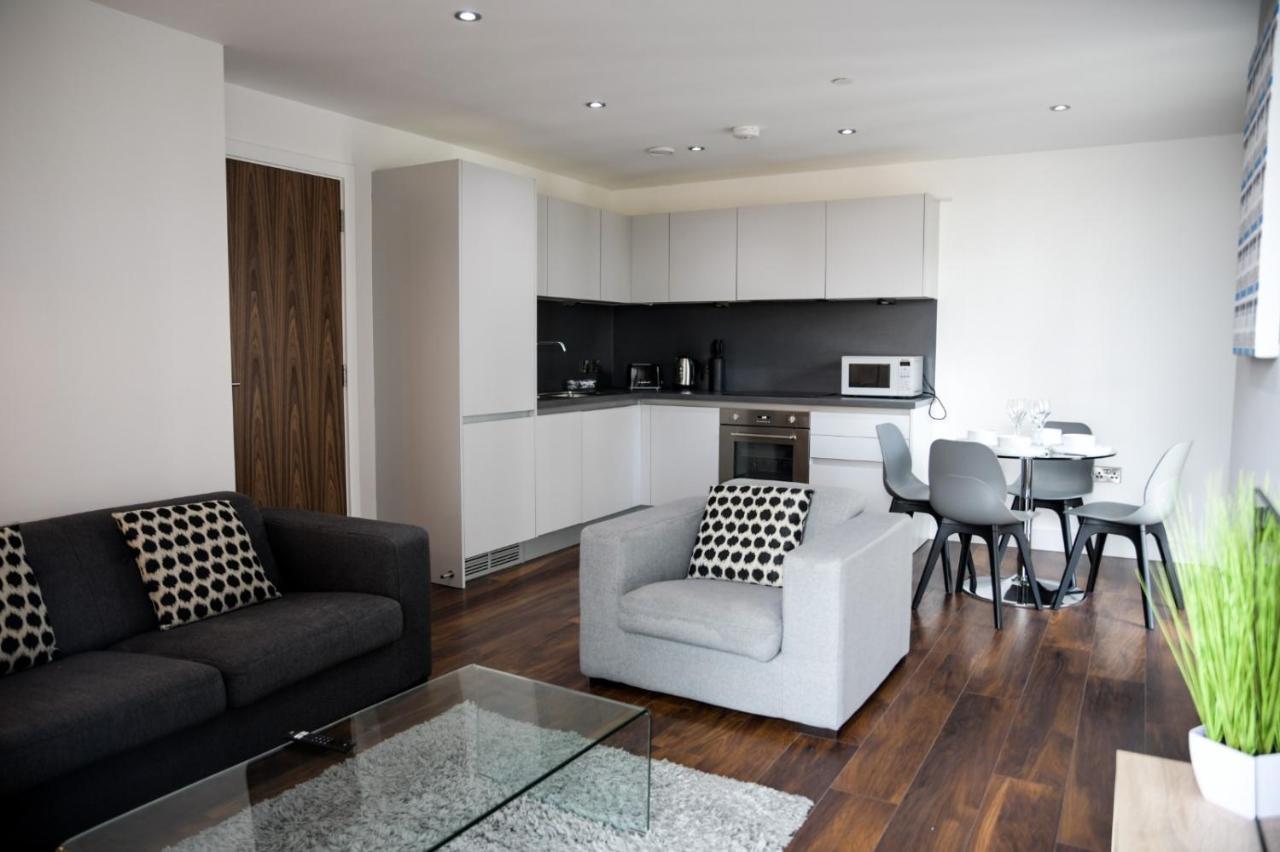 Onpoint Apartments - Spacious 2 Bedroom Apt - City Centre With Balcony Manchester Exterior photo